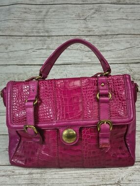 Samantha Thavasa Pink Crocodile Print Handbag